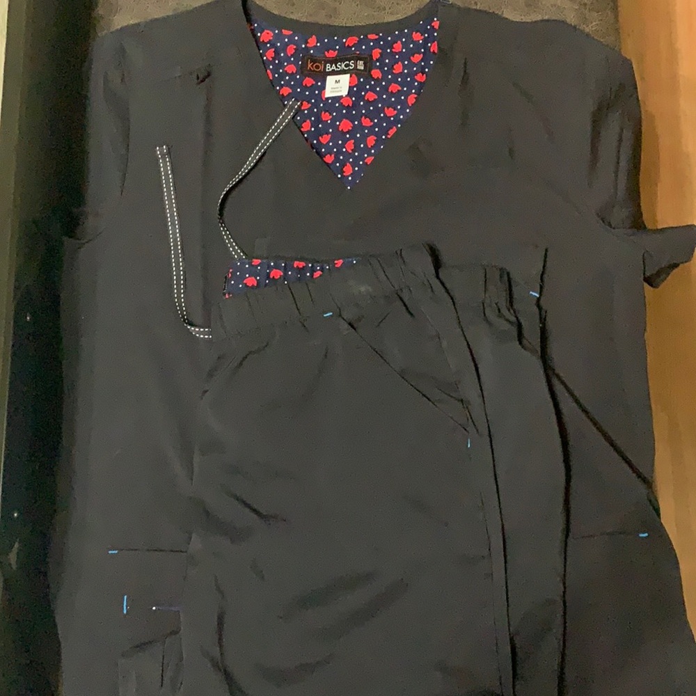 Koi scrub set